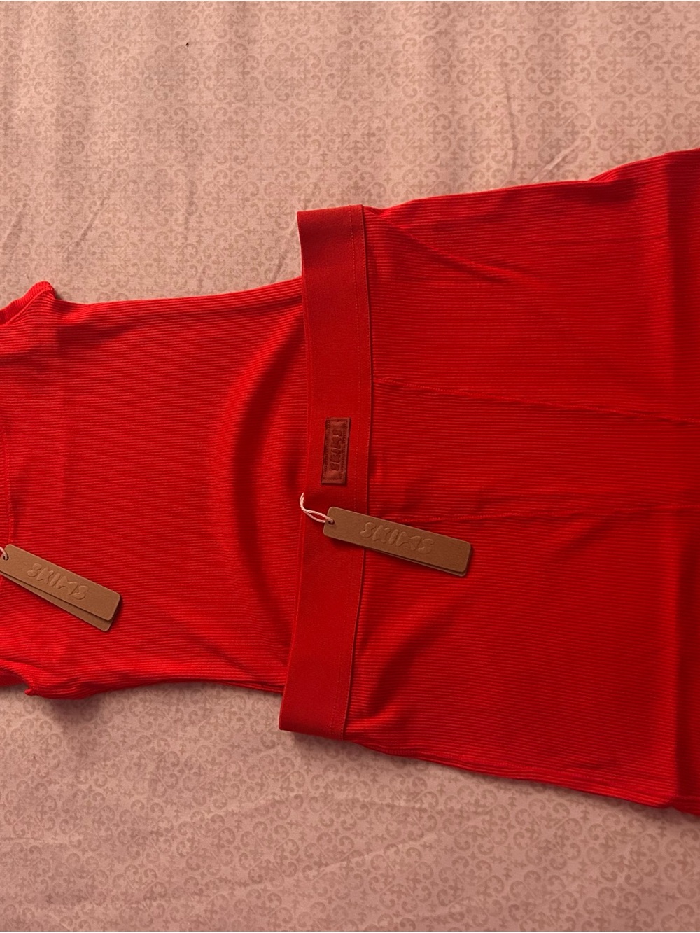 Red Skims Set - Picture 2 of 2